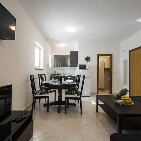 Apartment Casablanca Pula Exterior photo