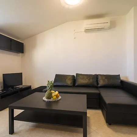 Apartment Casablanca Pula Exterior photo
