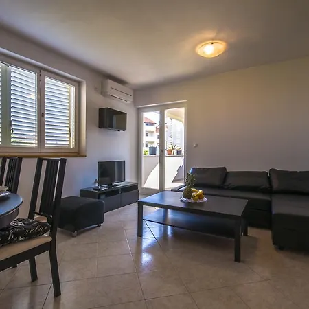 Apartment Casablanca Pula Exterior photo